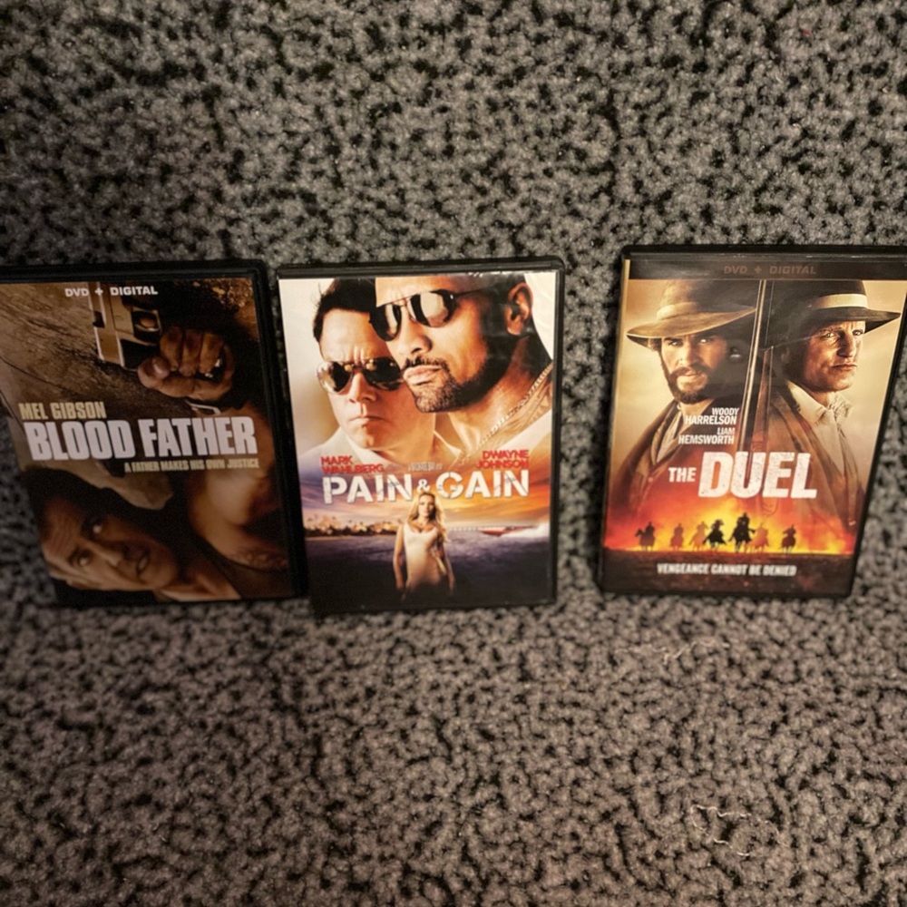 Set of 3 DVDs - Blood Father, Pain & Gain, The Duel - Black Cases